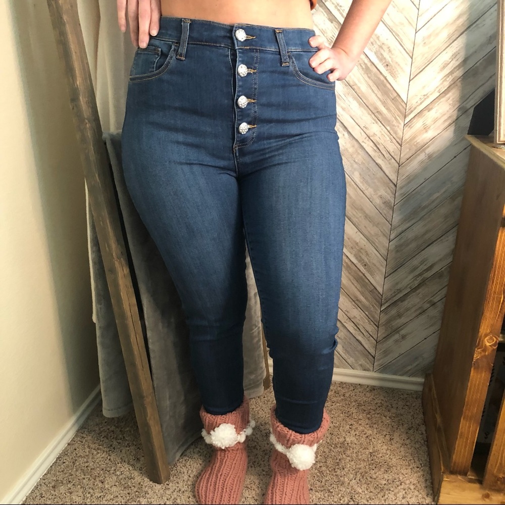 Fashion Nova Stretch Jeggings with diamond button front size 11/30